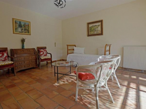 Отель Cushy Villa in Verg ze with Fenced Garden Terrace Barbecue  Вержез